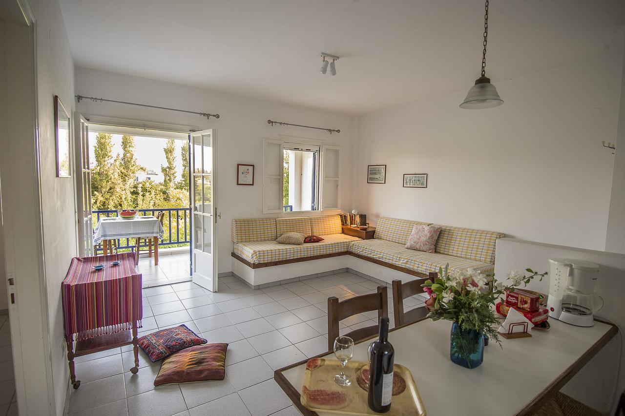 Eressos Ilios Apartments 스칼라 에레수 외부 사진